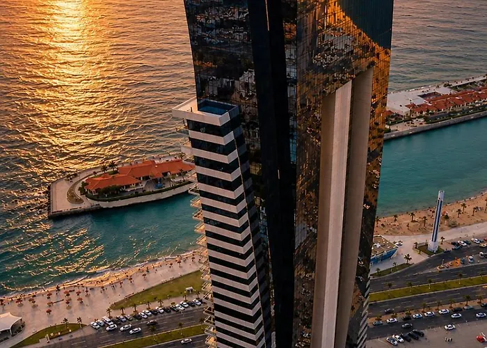 شقه باإطلالة بحرية برج داماكDamacAlJawharah
